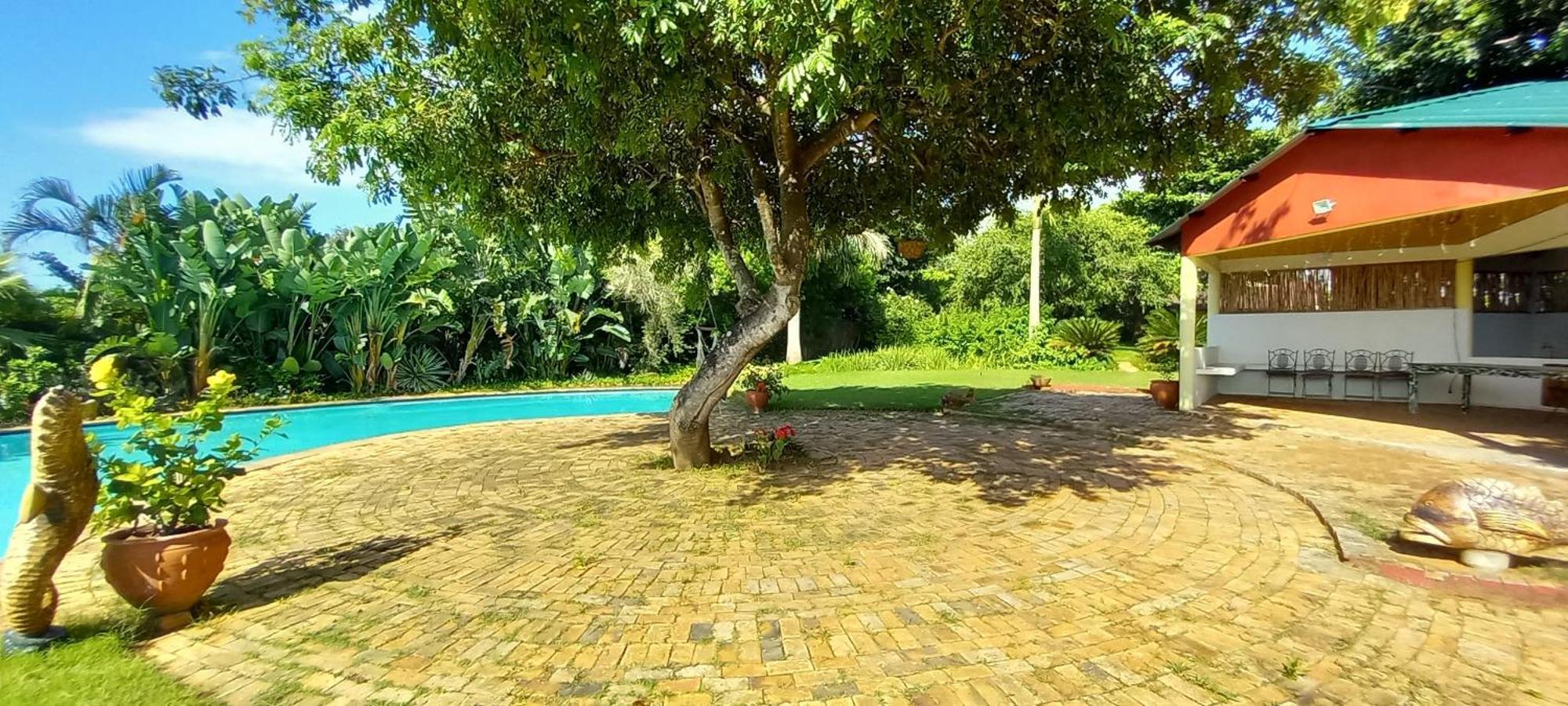 Ancha'S Oasis Hotel Maputo Buitenkant foto