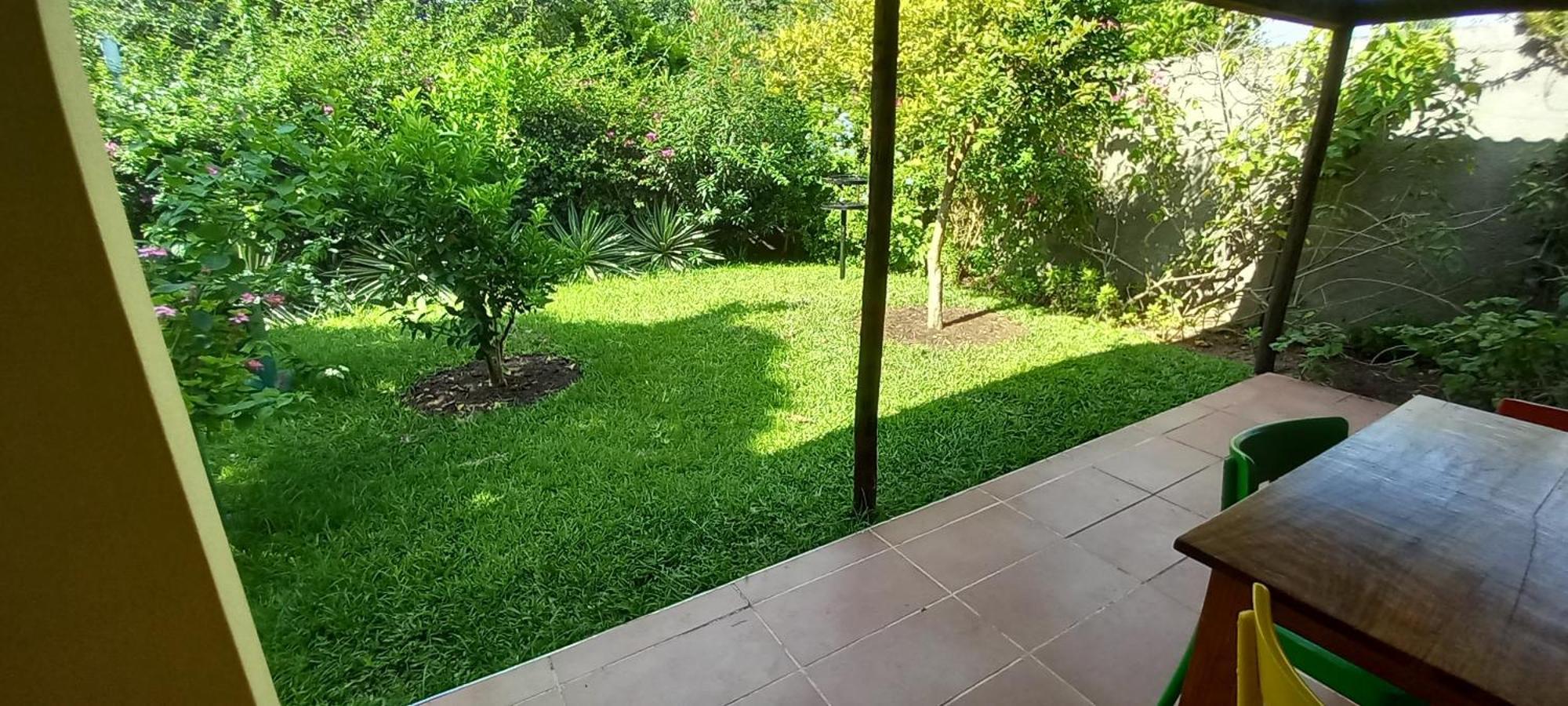 Ancha'S Oasis Hotel Maputo Buitenkant foto